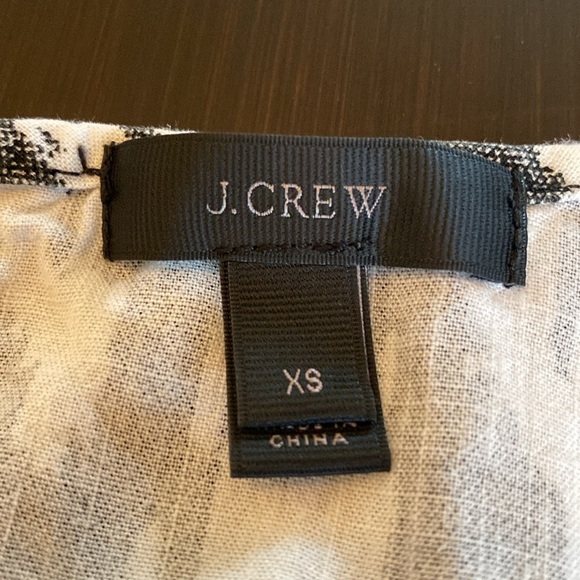 J.Crew Black and White Graphic Cap Sleeve Shorts Jumper. Size XS. With Pockets. - Picture 9 of 16